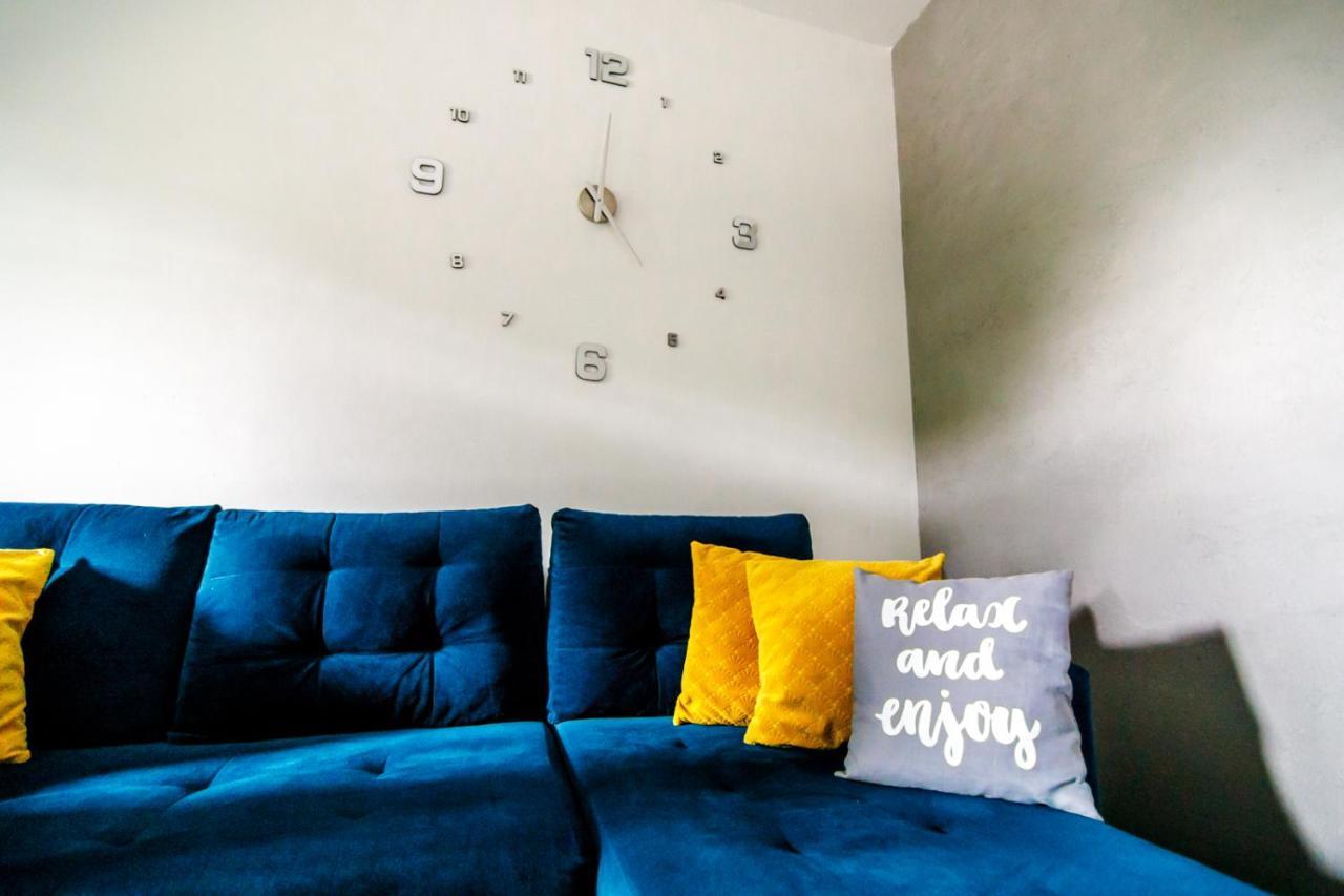 Apartament White Apartment Илава Екстериор снимка