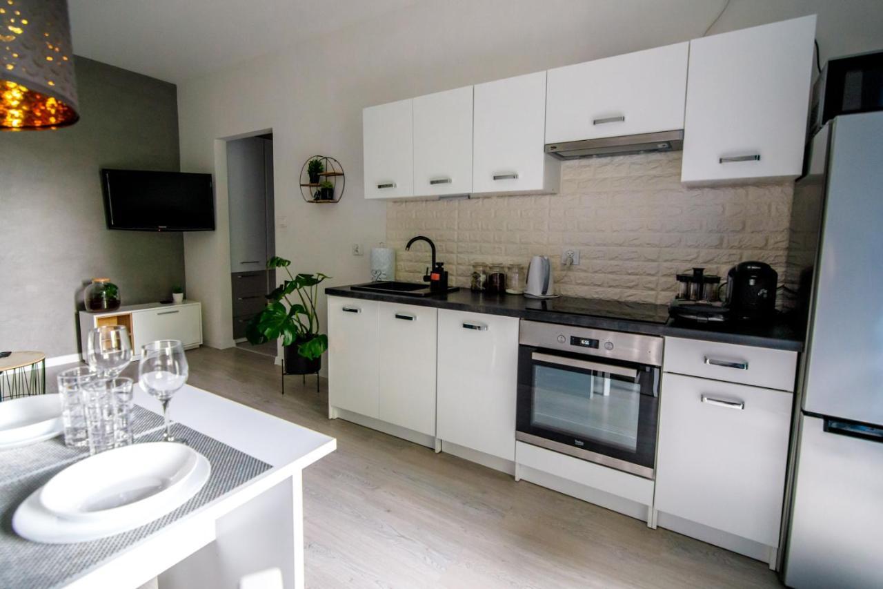 Apartament White Apartment Илава Екстериор снимка
